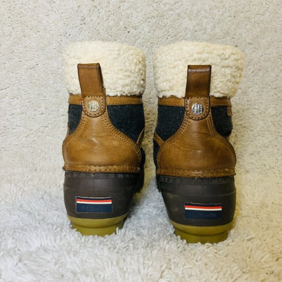 Tommy Hilfiger Rian Lace-Up Winter Boots - Picture 5 of 12
